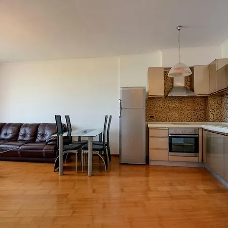 Apartmanhotel Purple Star 3*